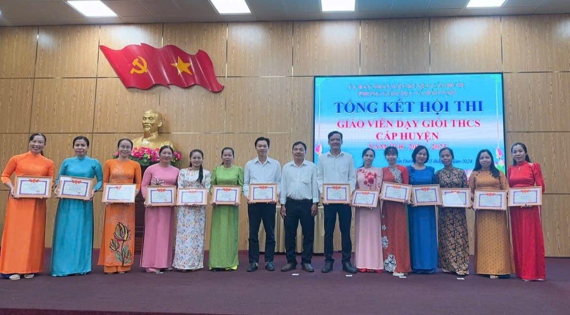 Tổng kết Hội thi giáo viên dạy giỏi khối THCS cấp huyện. Ngày 5.11.2024