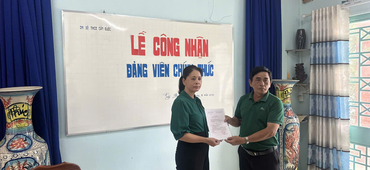 Lễ công nhận Đảng viên chính thức